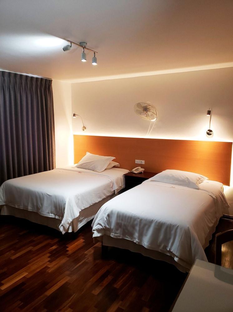 Hotel El Carmelo Miraflores Lima